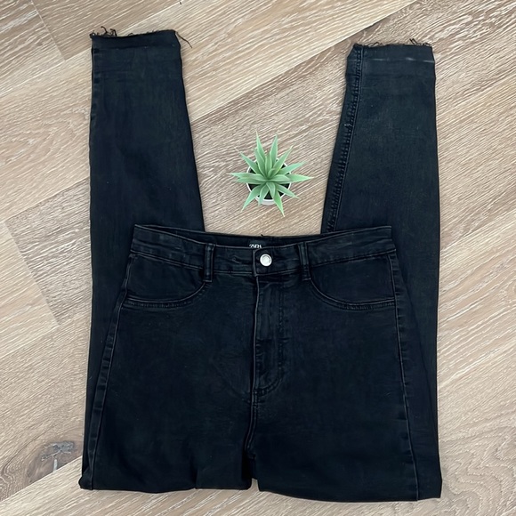 Zara High-Rise Distressed Knee Jeggings - Picture 2 of 7